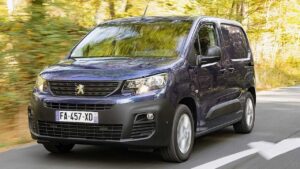 Peugeot-partner-2023-2024-brakes-accident