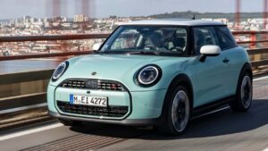 Mini-Cooper-2024-ev-hybrid-fire