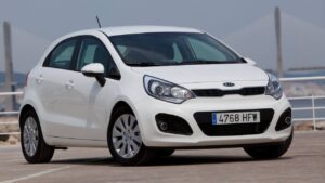Kia-Rio-2012-brake-fluid-fire