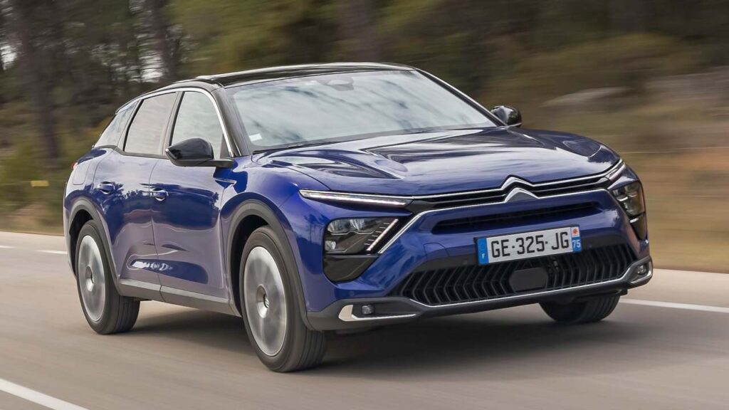 Citroen-C5-X-2024-fuel-leak