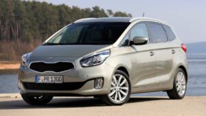 Kia-Carens-2013-leak-brake-fluid-fire