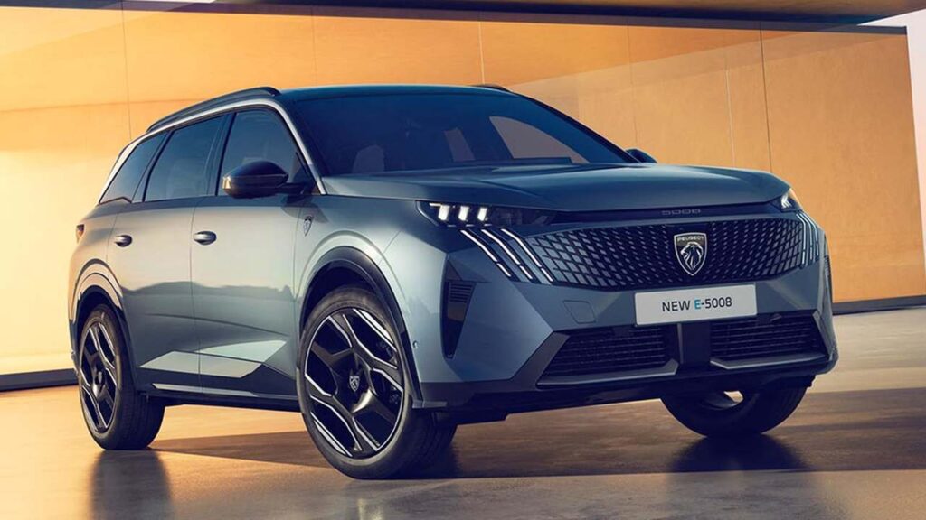Peugeot-5008-headrest