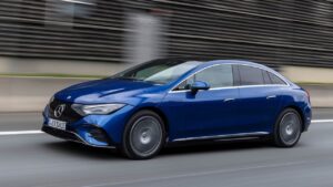 Mercedes-Benz-EQE-2022-2024-suspension-injury