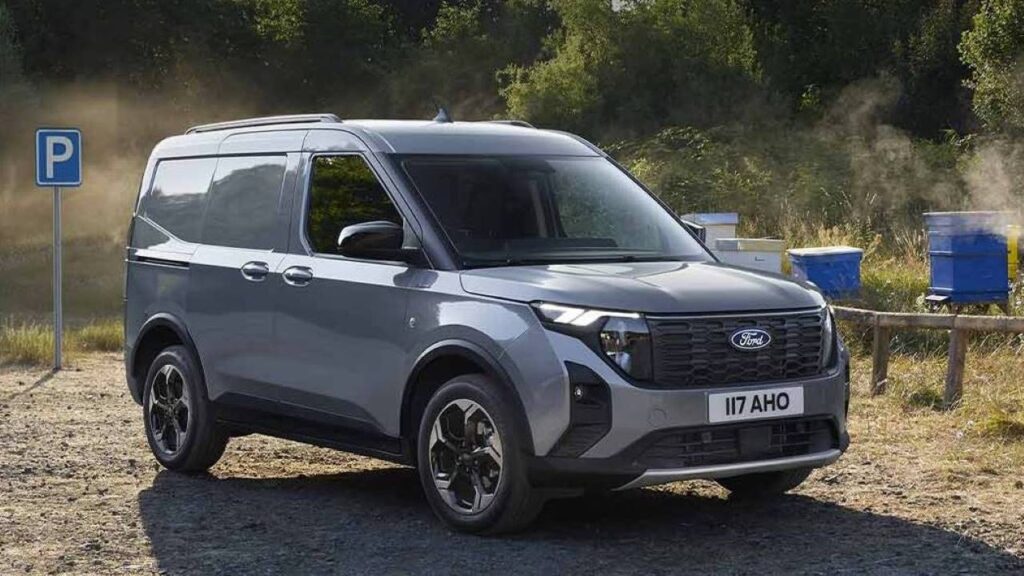 Ford-transit-courier-2021-2024-fuel-fire