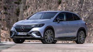 Mercedes-Benz-EQE_SUV-fuse-box-fire