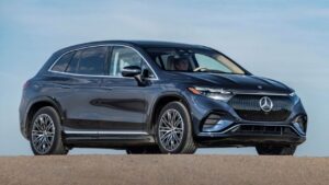 Mercedes-Benz-EQS_SUV-fuse-box-fire