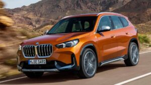 BMW-X1-2024-b-pillar