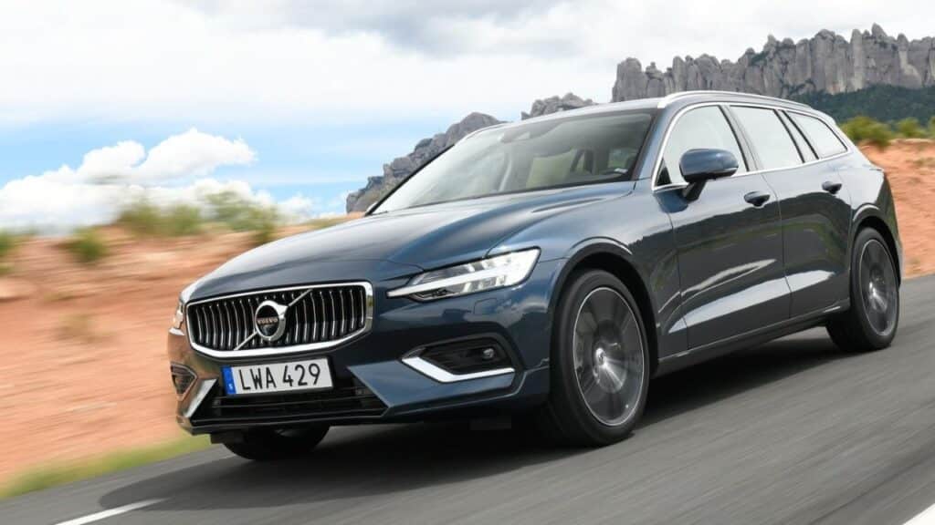 Volvo-V60-2019-2025-brakes-accident