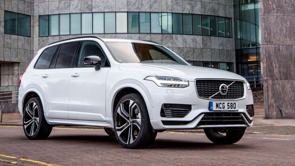 Volvo-XC90-2019-2025-brakes-accident