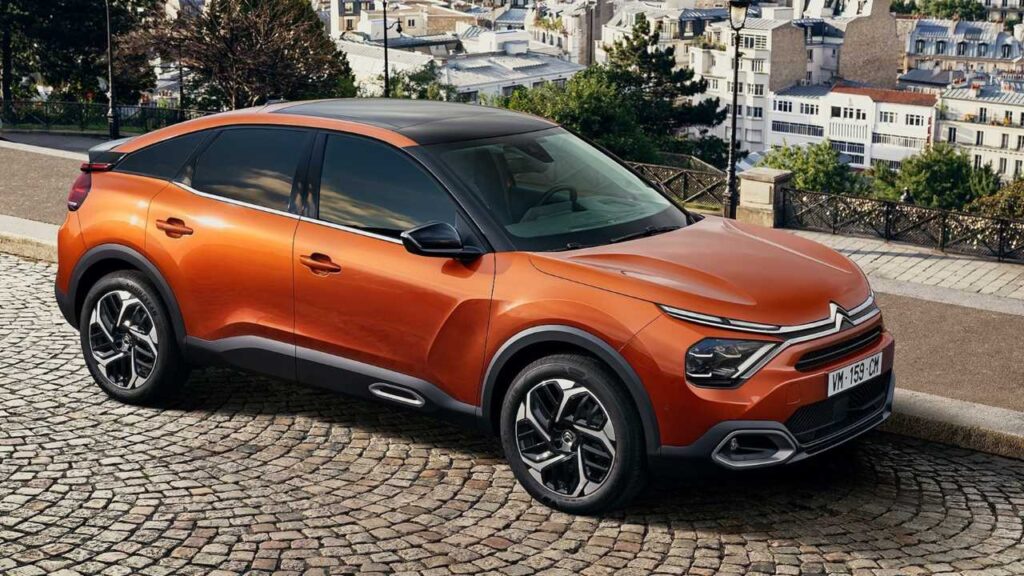 Citroen-C4-2023-2025-fuel-fire