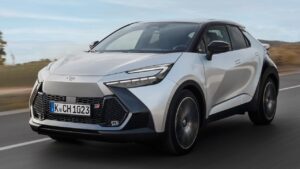Toyota-C-HR-display-failure
