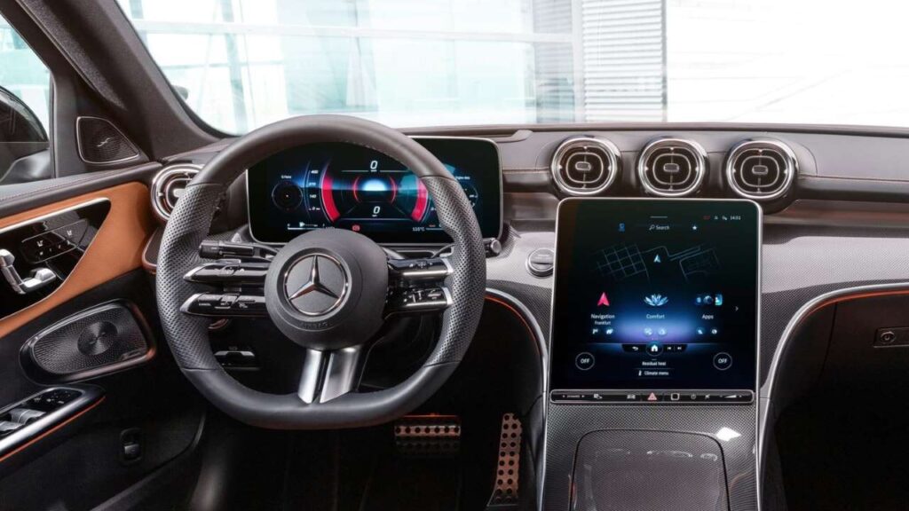 Mercedes-Benz-C-Class-2021-2025-failure-communication-module